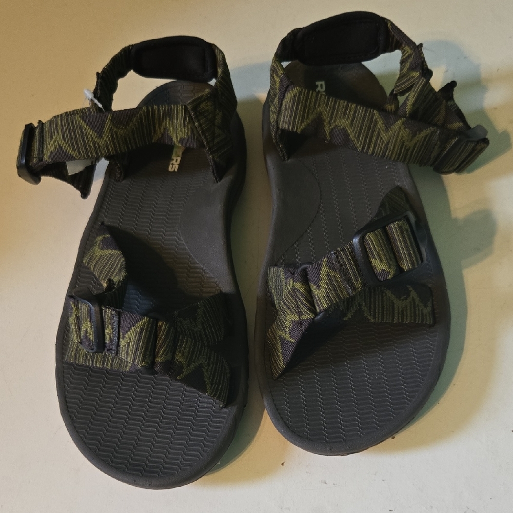 Rafters Men's Green and Black Outdoor Sandals with Adjustable Straps